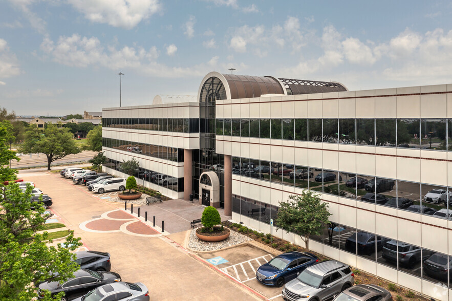 600 E John Carpenter Fwy, Irving, TX en alquiler - Foto del edificio - Imagen 1 de 21