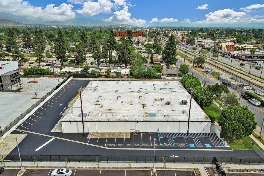 12740 San Fernando Rd, Sylmar, CA en alquiler - Foto del edificio - Imagen 3 de 16