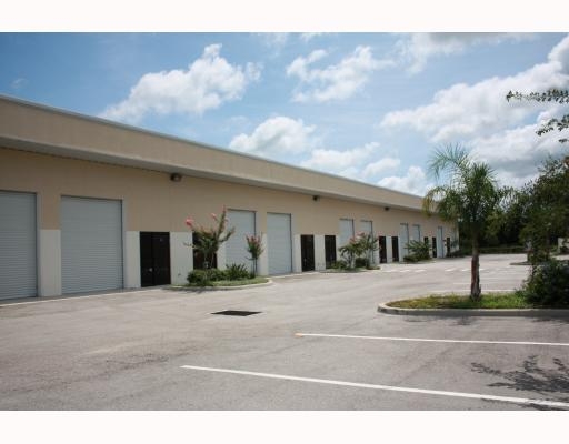 2013 Jaffa Dr, Saint Cloud, FL en alquiler - Foto principal - Imagen 1 de 11