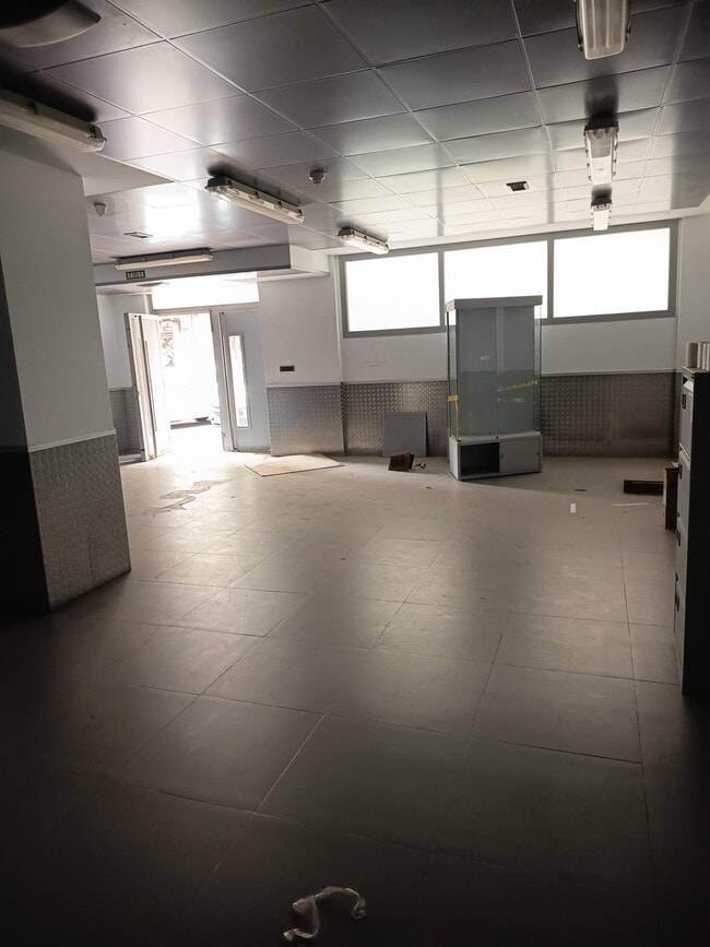 Más detalles de Local en alquiler