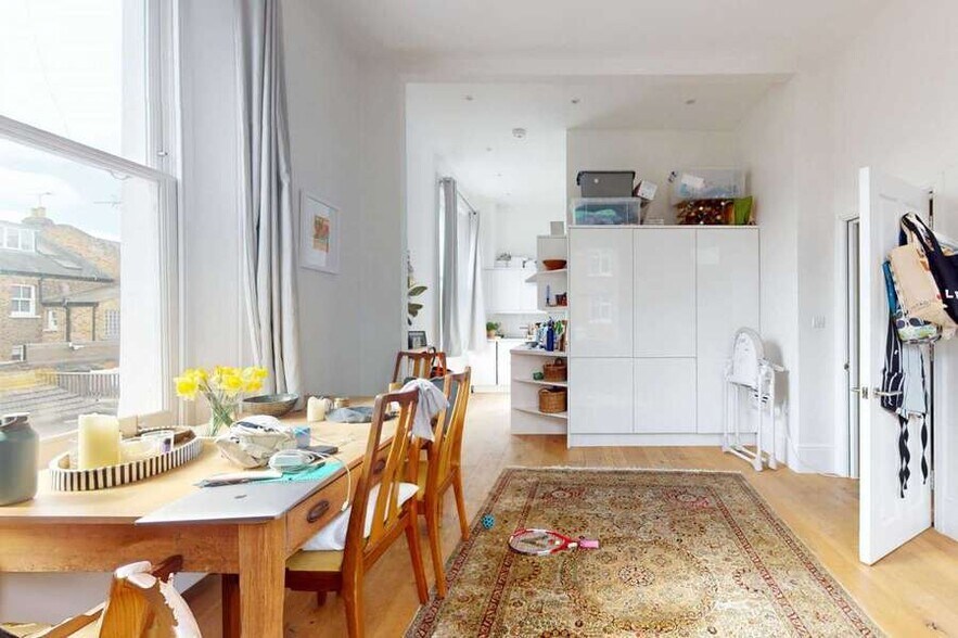 35 York Rise, London en venta - Foto del edificio - Imagen 2 de 14