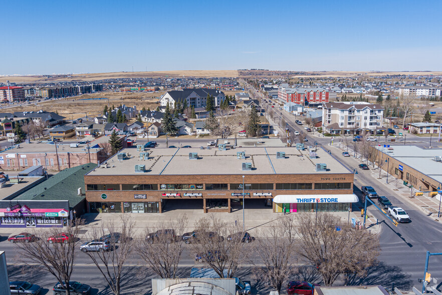 125 Main St N, Airdrie, AB en venta - Vista aérea - Imagen 3 de 6