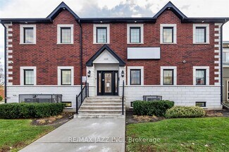 Más detalles de 193 King St E, Oshawa, ON - Local en venta