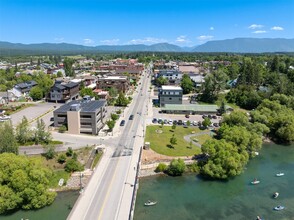 100 2nd St E, Whitefish, MT en alquiler Foto del edificio- Imagen 2 de 9