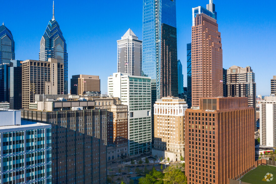 1650 Arch St, Philadelphia, PA en alquiler - Foto del edificio - Imagen 2 de 27