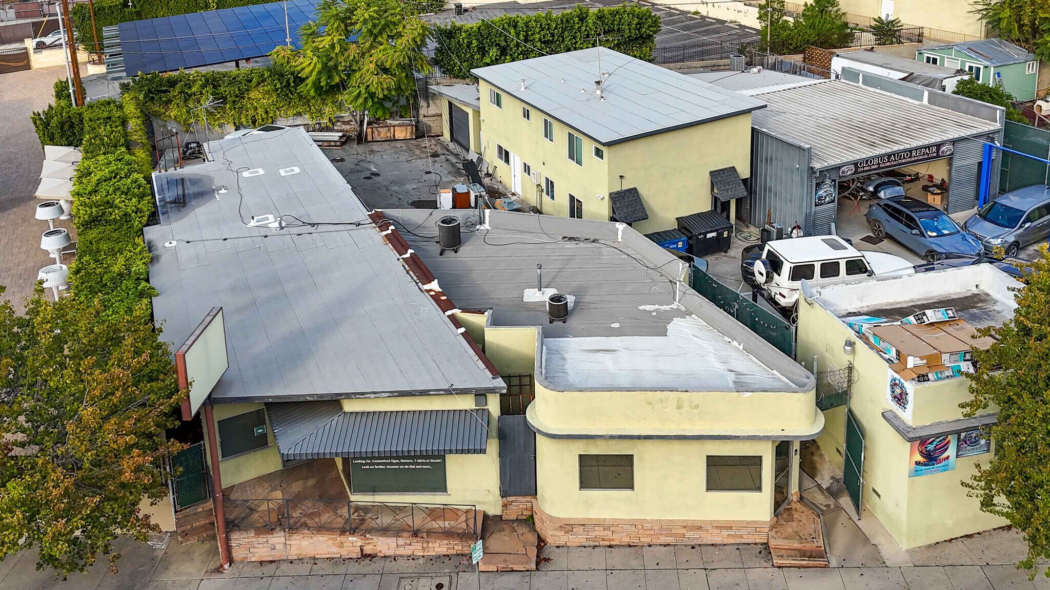 7161-7165 Foothill Blvd cartera de 2 inmuebles en venta en LoopNet.es Foto del edificio- Imagen 1 de 15