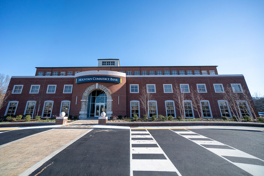 9950 Kingston Pike, Knoxville, TN en alquiler - Foto del edificio - Imagen 1 de 3