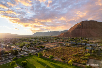 East Center Street, Ivins, UT - VISTA AÉREA  vista de mapa - Image1