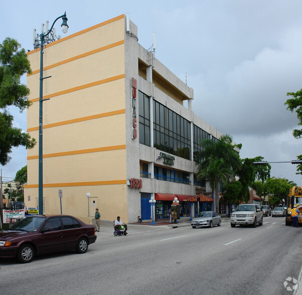 1850 SW 8th St, Miami, FL en alquiler - Foto del edificio - Imagen 2 de 17