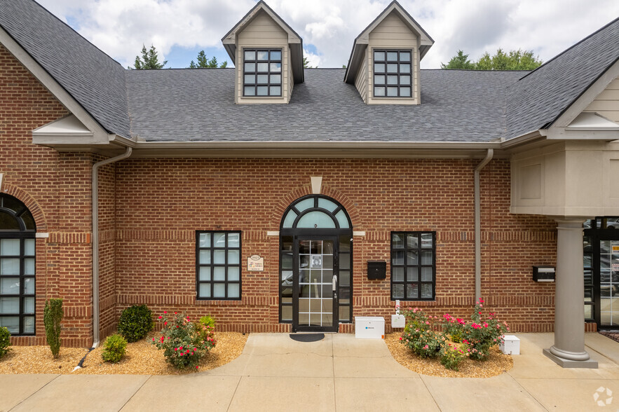 3855 Johns Creek Pky, Suwanee, GA en alquiler - Foto del edificio - Imagen 2 de 14