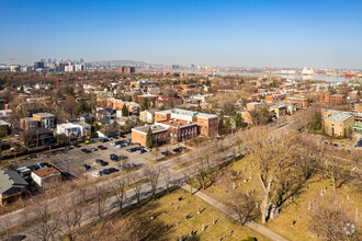 550-560 Ch de Chambly, Longueuil, QC - VISTA AÉREA  vista de mapa - Image1