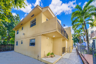 1137 NW 2nd St, Miami FL - Inmueble