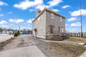 Más detalles de 135 W Ridge Rd, Rochester, NY - Local en venta