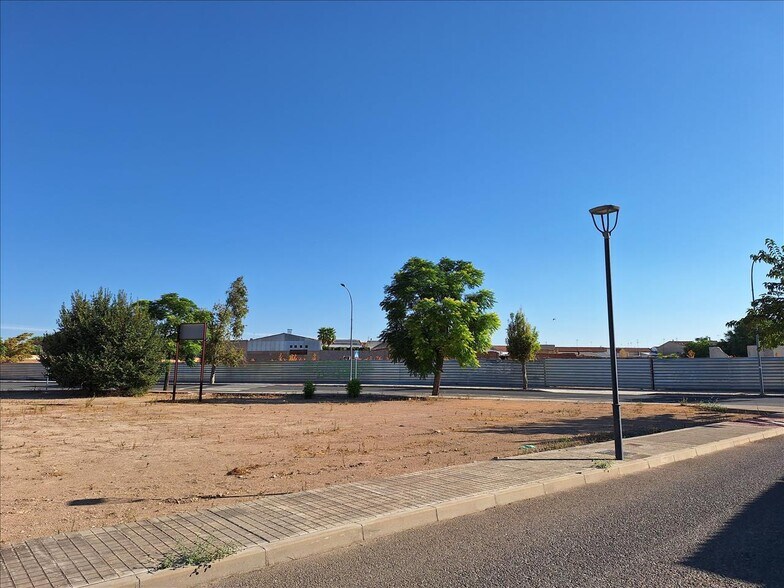 Terreno en Torralba de Calatrava en venta - Foto del edificio - Imagen 2 de 9