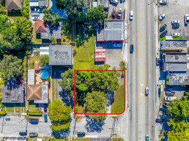 PRICE REDUCED PRIME REDEVELOPMENT OPPORTUNITY - Inmueble