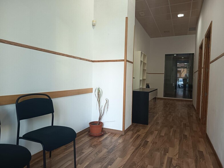Local en Córdoba, Córdoba en alquiler - Foto del interior - Imagen 2 de 18