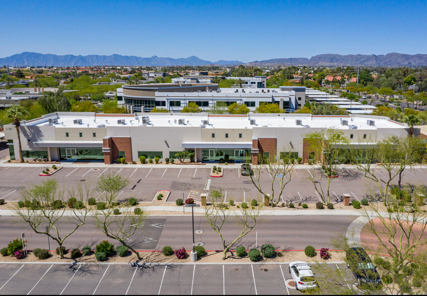 5500 W Chandler Blvd, Chandler, AZ en alquiler - Foto del edificio - Imagen 2 de 11