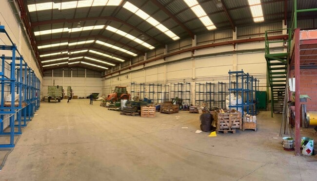 Más detalles de Nave en alquiler