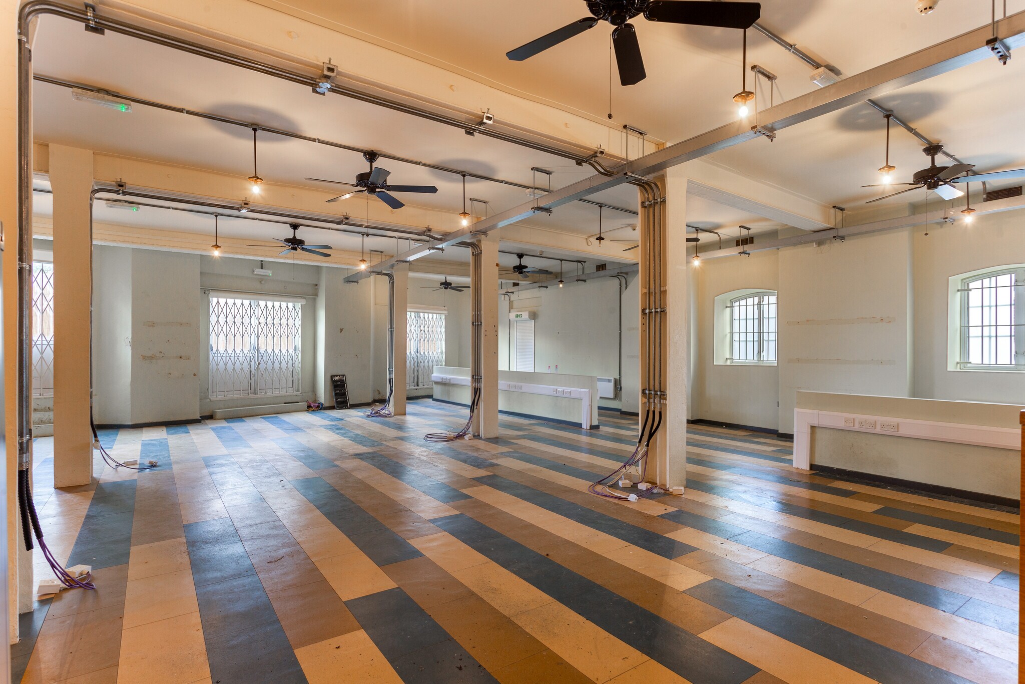 79-89 Lots Rd, London en alquiler Foto del edificio- Imagen 1 de 25