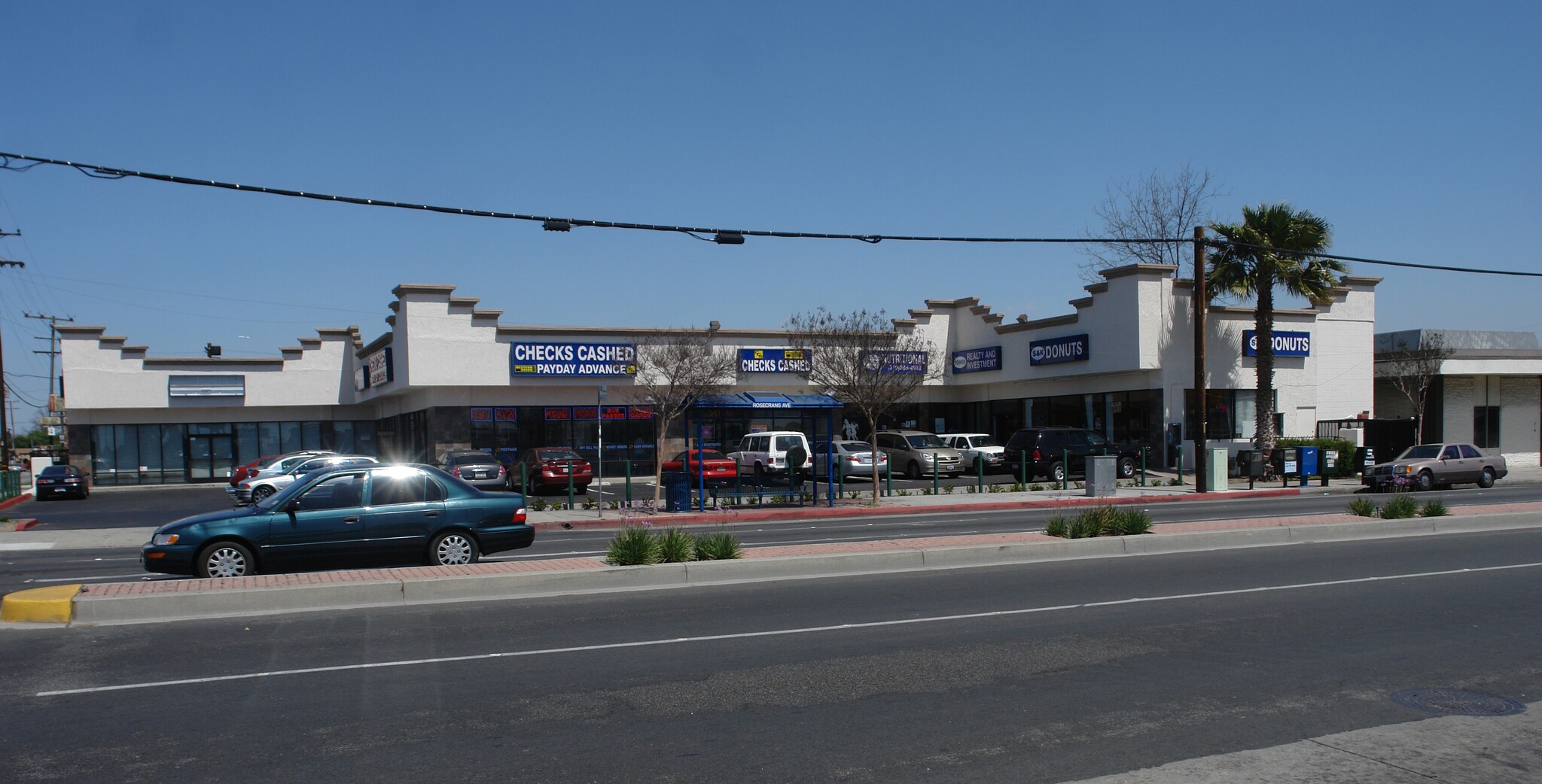 739 W Rosecrans Ave, Compton, CA en alquiler Foto del edificio- Imagen 1 de 12