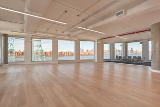 10 Grand St, Brooklyn, NY en alquiler Foto del interior- Imagen 2 de 13