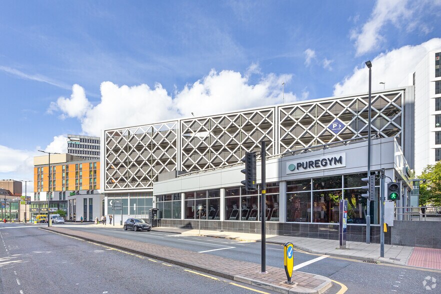 Merrion Way, Leeds en alquiler - Foto del edificio - Imagen 3 de 4