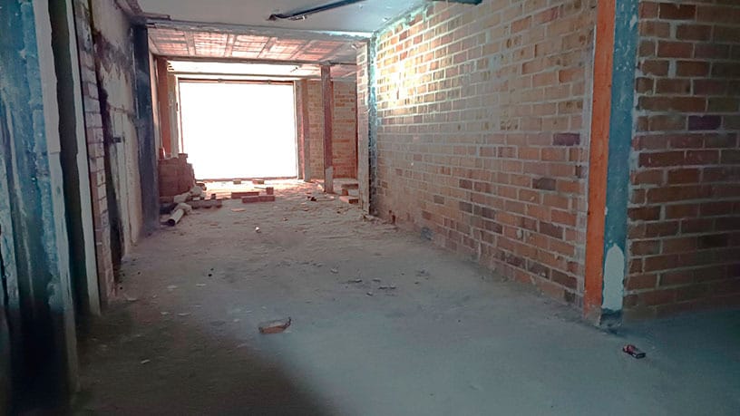 Vilafranca del Penedès, BAR 08720 - Unidad L1 - - Foto del interior - Image 1 of 3