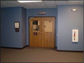 122 E College Ave, Appleton, WI en alquiler Foto del interior- Imagen 2 de 6