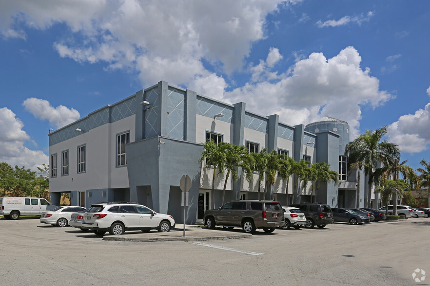 12030 SW 129th Ct, Miami, FL en venta - Foto del edificio - Imagen 3 de 15