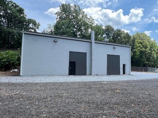 Más detalles para 901 Robins Rd, Lynchburg, VA - Naves en venta