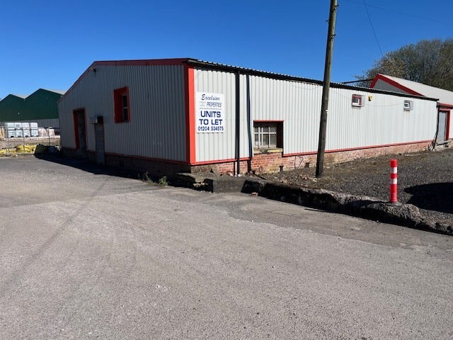 Ainsworth Rd, Manchester en alquiler - Foto del edificio - Imagen 2 de 4