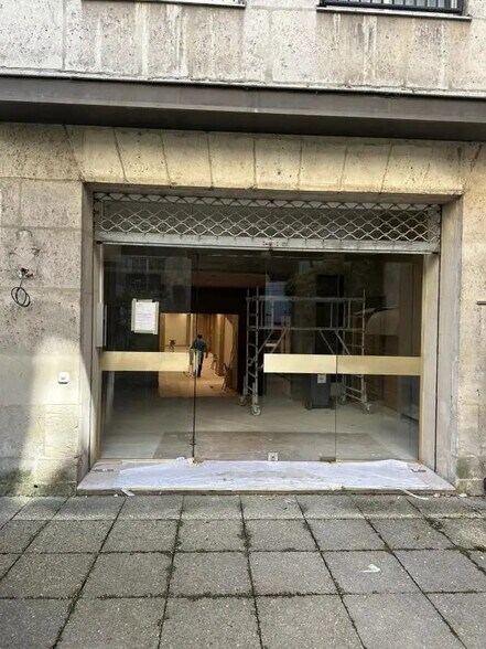 8 Rue De Thorigny, Paris en alquiler - Foto de la construcción - Imagen 1 de 2