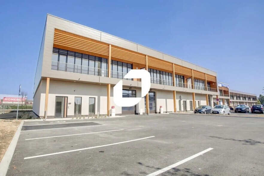 12-14 Rue De Lamirault, Collégien en alquiler - Foto del edificio - Imagen 1 de 29