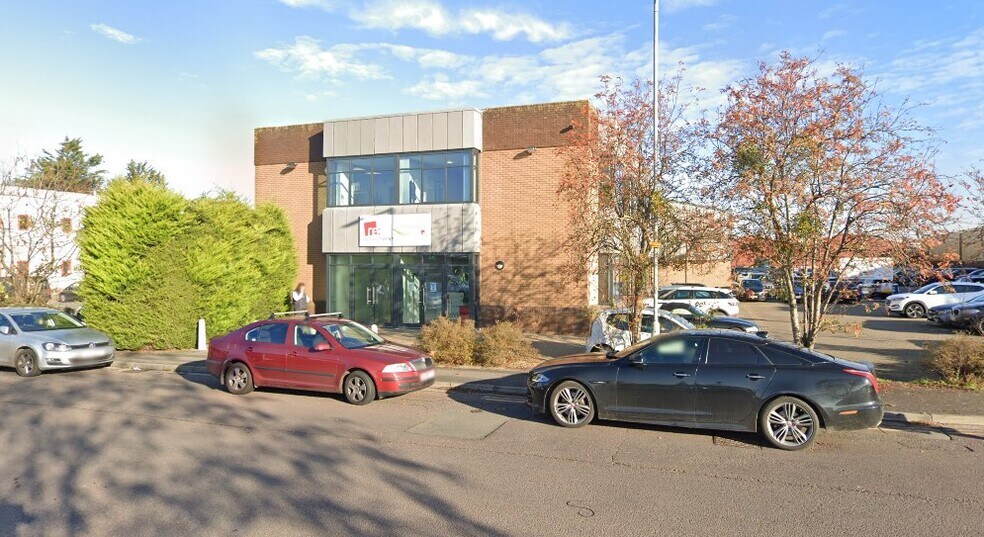 Swindon Village, Swindon Village en alquiler - Foto del edificio - Imagen 2 de 4