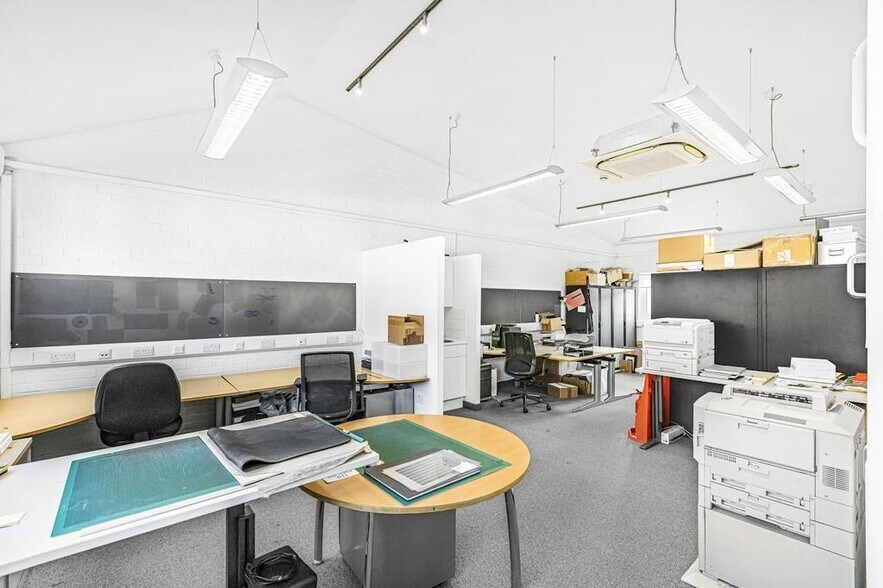 472 Hackney Rd, London en venta - Foto del interior - Imagen 2 de 27