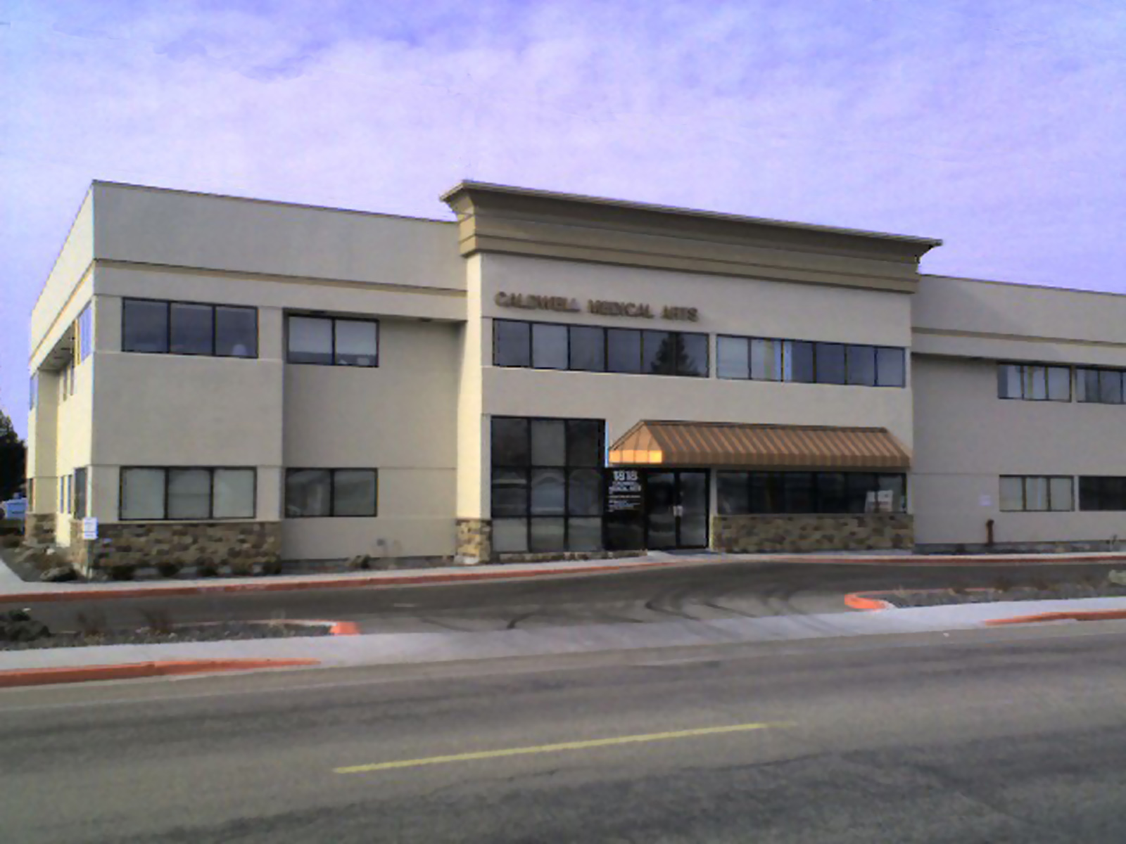 1818 S 10th Ave, Caldwell, ID en alquiler Foto del edificio- Imagen 1 de 6