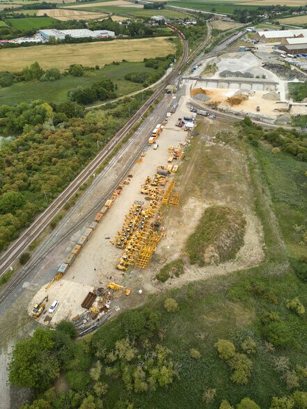 Road & Rail Distribution Centre, Queen Adelaide Way, Ely en alquiler - Foto del edificio - Imagen 3 de 9