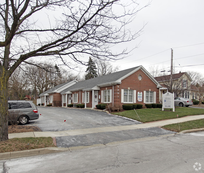 5201-5210 Washington St, Downers Grove, IL en alquiler - Foto principal - Imagen 1 de 4