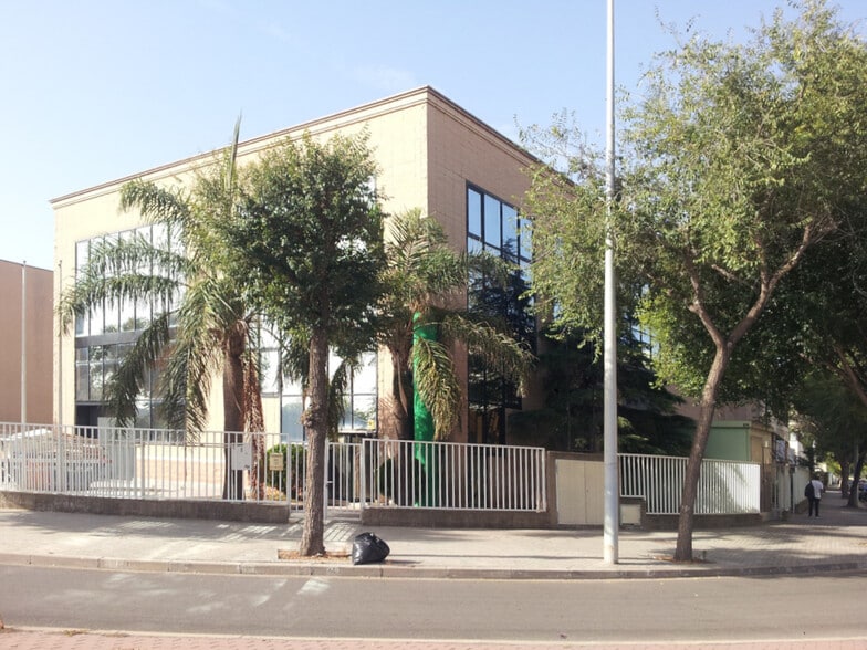 Nave en L'Hospitalet de Llobregat, Barcelona en alquiler - Plano de la planta - Imagen 1 de 6