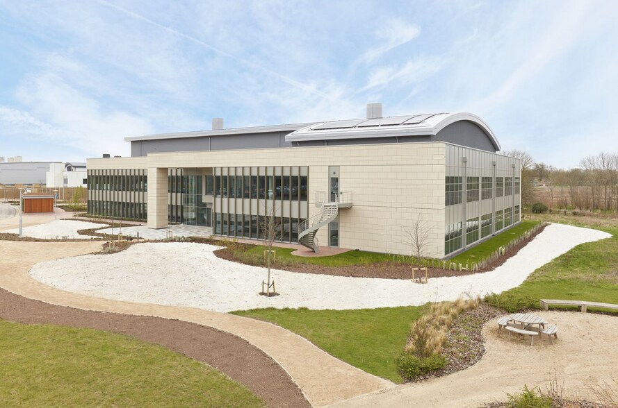 Babraham Rd, Cambridge en alquiler - Foto del edificio - Imagen 2 de 2