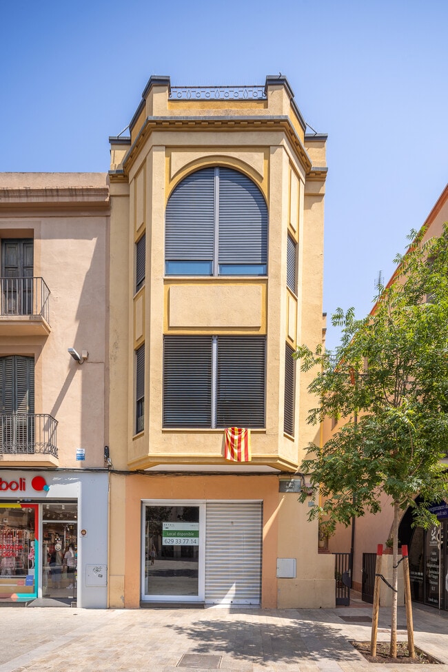 Más detalles de Plaça Olles, 14, Granollers - Local en alquiler