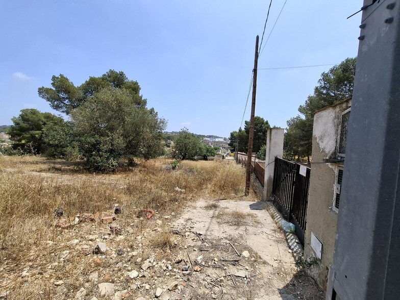Terreno en La Pobla de Vallbona, Valencia en venta - Foto del edificio - Imagen 2 de 12