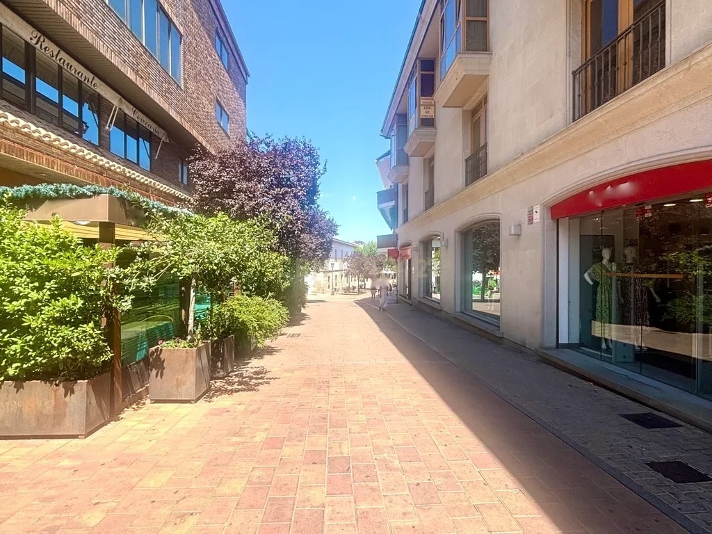 Galapagar, MAD 28260 - Unidad 1 -  - Foto del interior - Image 2 of 5