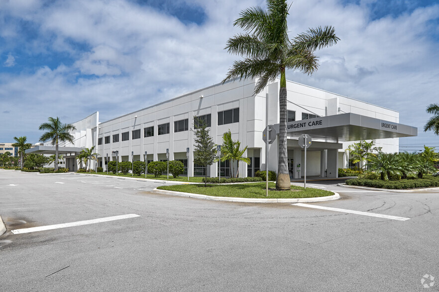 2122 W Cypress Creek Rd, Fort Lauderdale, FL en alquiler - Foto principal - Imagen 1 de 8