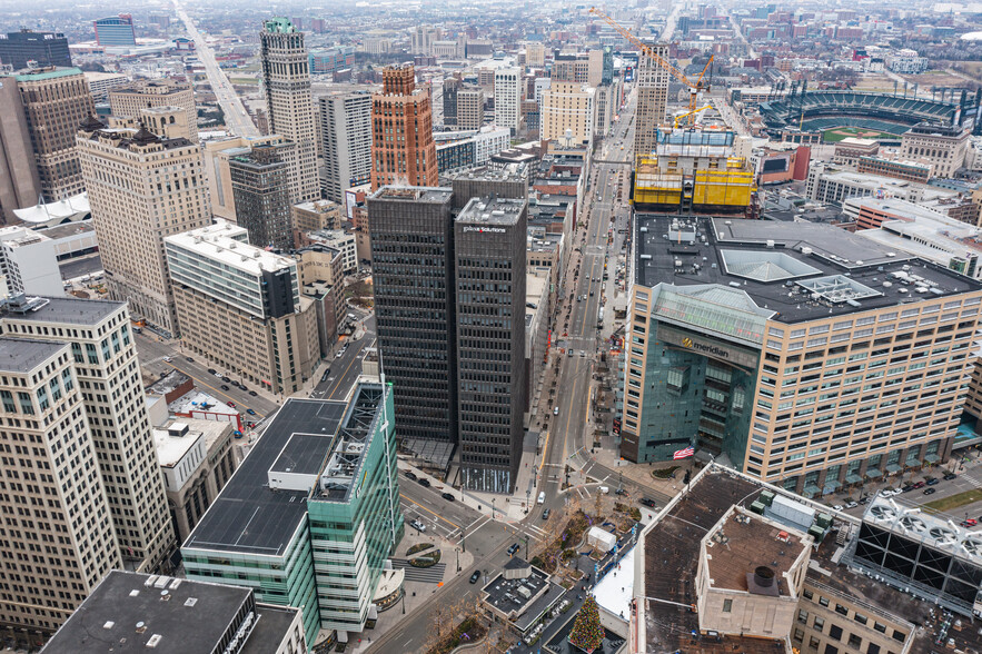 1001 Woodward Ave, Detroit, MI en alquiler - Foto del edificio - Imagen 2 de 10