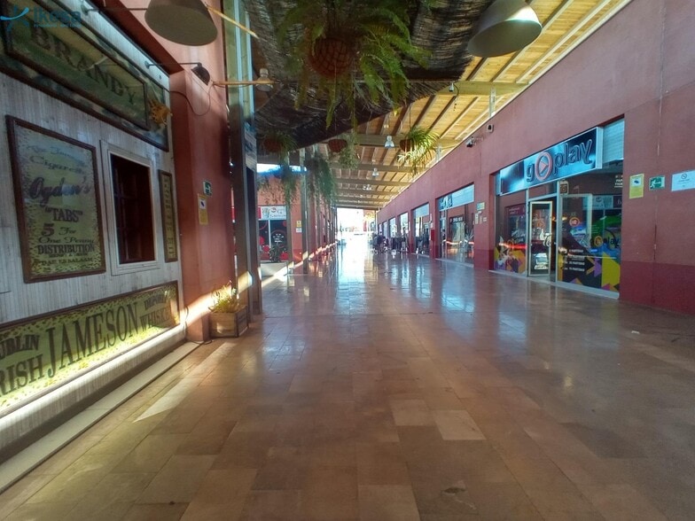 Local en Punta Umbría, Huelva en venta - Foto del edificio - Imagen 3 de 6