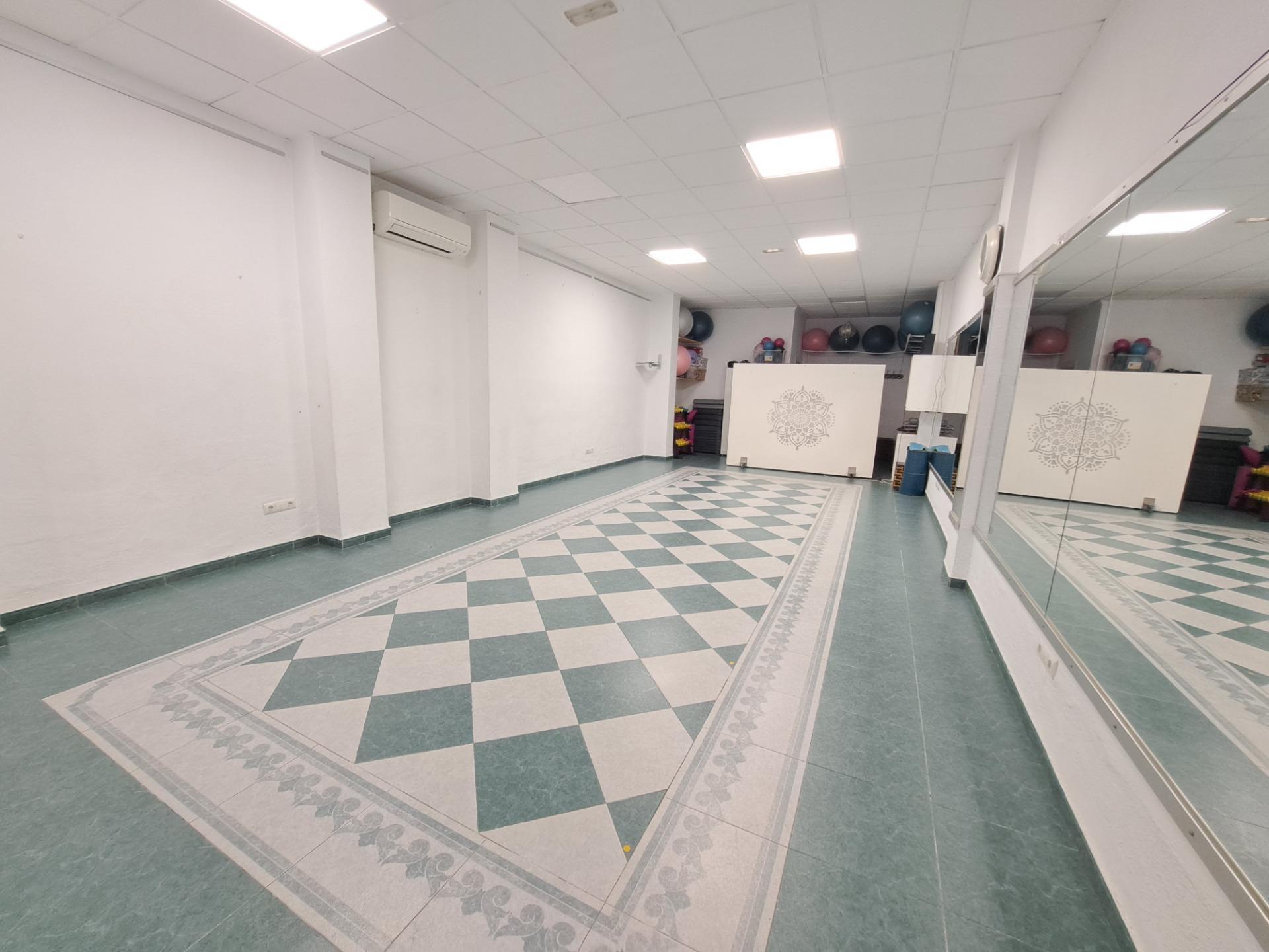 Local en Carcaixent, Valencia en venta Foto del interior- Imagen 1 de 9