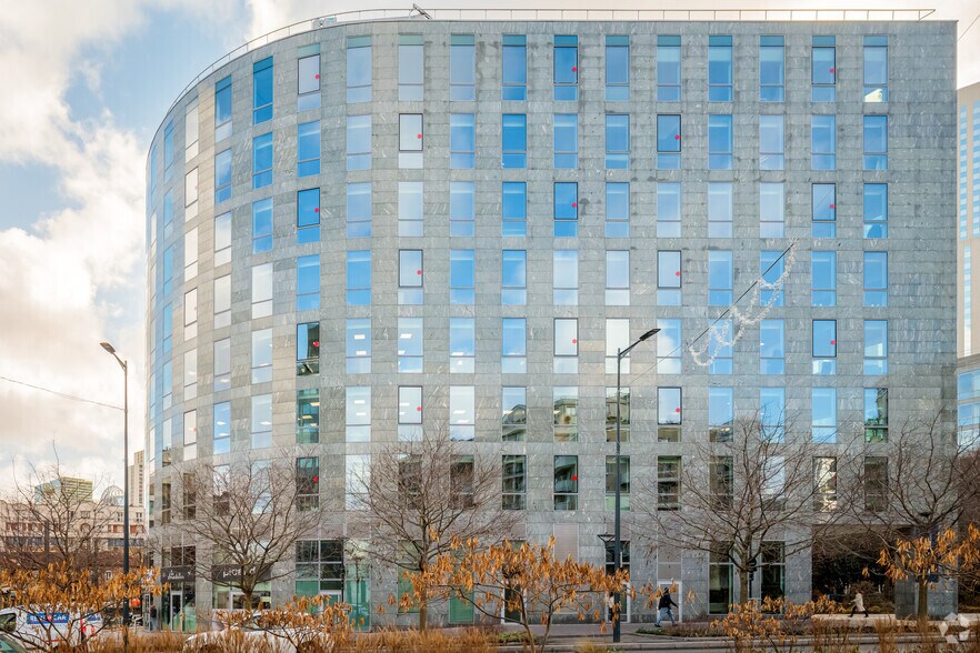 2-14 rue Berthelot, Courbevoie en alquiler - Foto del edificio - Imagen 2 de 4