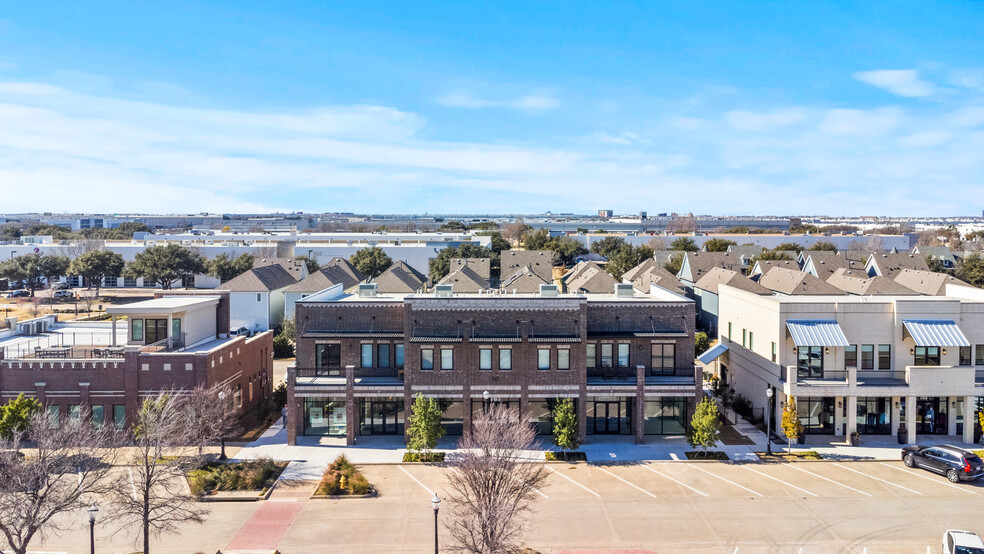 767 W Main St, Coppell, TX en venta - Foto del edificio - Imagen 3 de 34