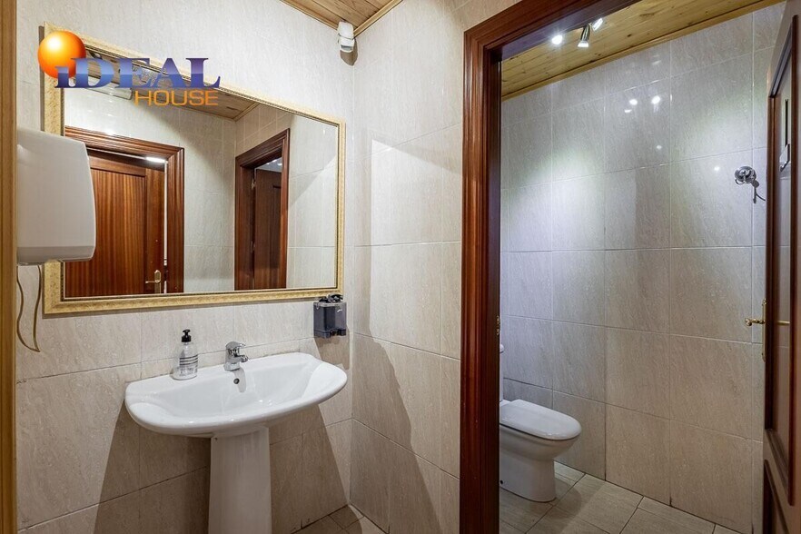 Calle Andorra, 1-1, Granada, Granada en venta - Foto del interior - Imagen 3 de 9